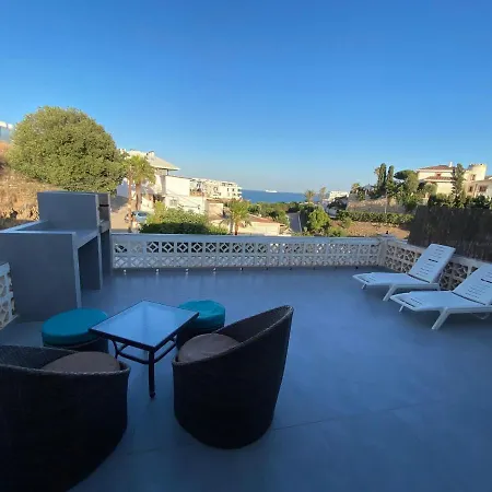 Bonito Apartamento 푸엔히롤라